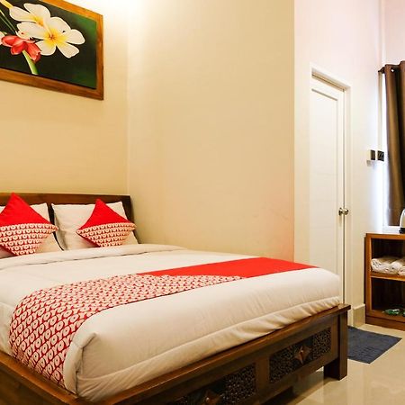 Oyo 683 Jepun Guesthouse Ματαράμ Εξωτερικό φωτογραφία